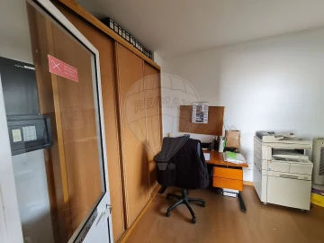 Armazém para Arrendamento em Póvoa de Santa Iria e Forte da Casa