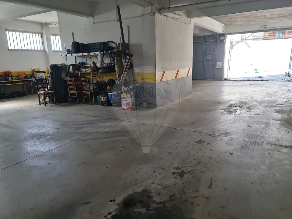 Armazém para Arrendamento em Póvoa de Santa Iria e Forte da Casa Foto 3