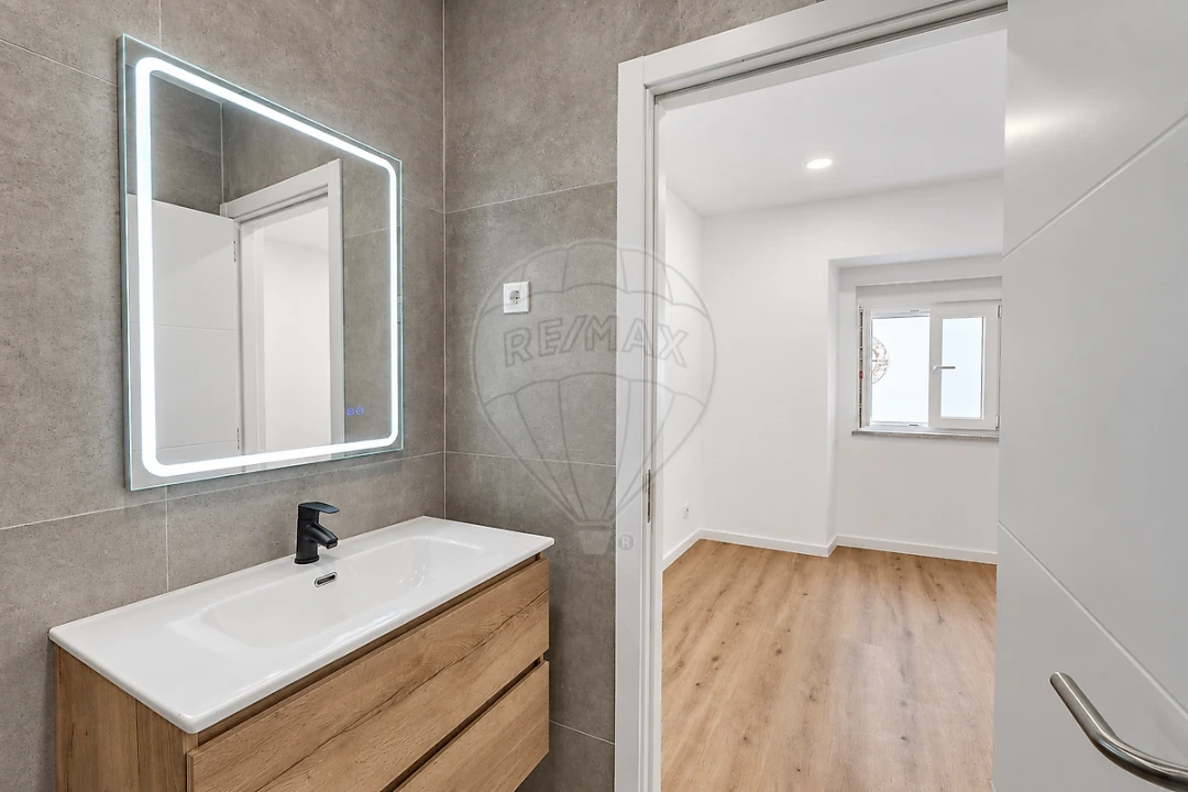 Moradia T2 para Venda em Abrigada e Cabanas de Torres Foto 13