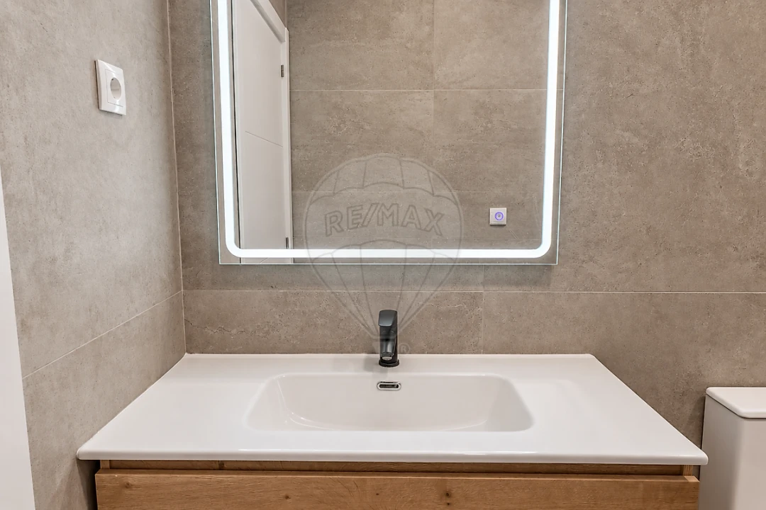 Moradia T2 para Venda em Abrigada e Cabanas de Torres Foto 17
