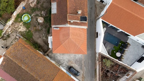 Moradia T2 para Venda em Abrigada e Cabanas de Torres