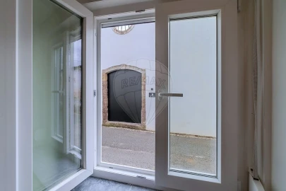 Moradia T2 para Venda em Abrigada e Cabanas de Torres