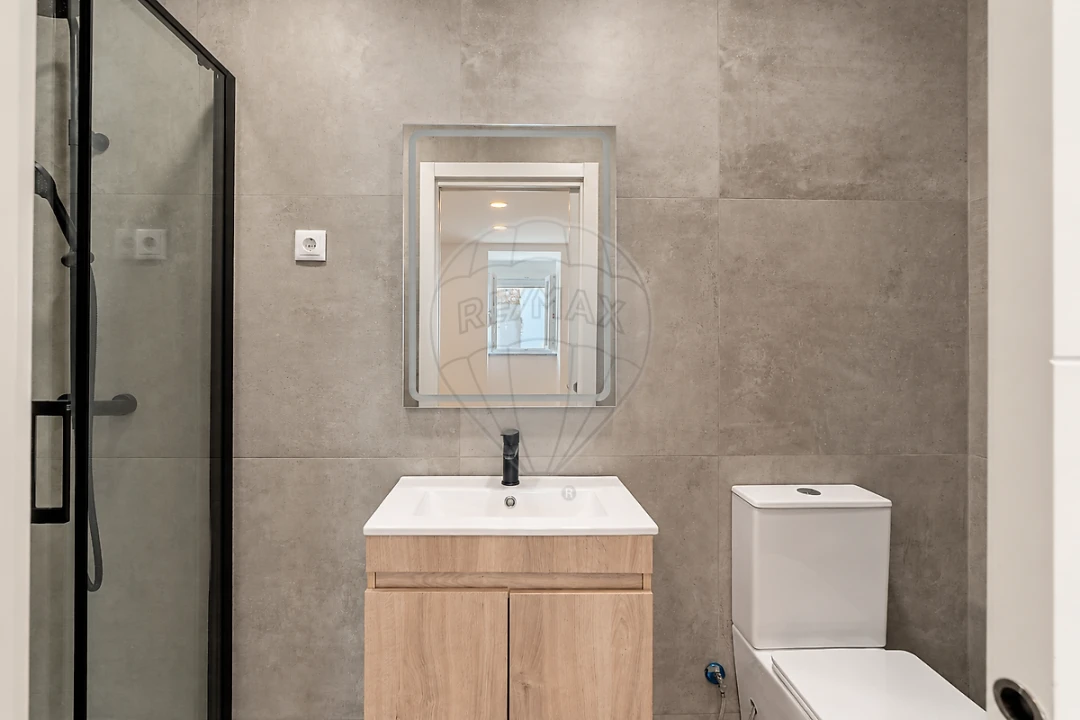 Moradia T2 para Venda em Abrigada e Cabanas de Torres Foto 18