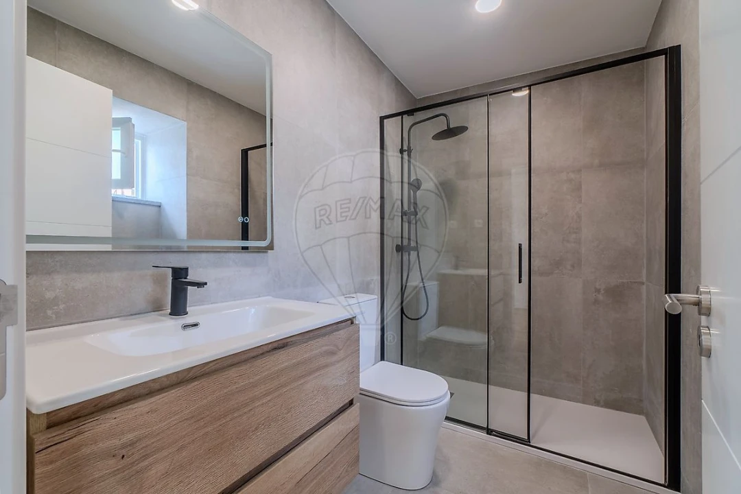 Moradia T2 para Venda em Abrigada e Cabanas de Torres Foto 13