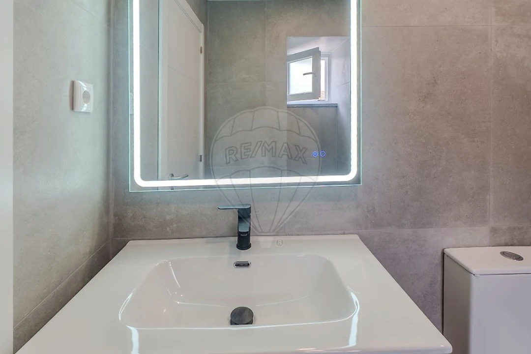 Moradia T2 para Venda em Abrigada e Cabanas de Torres Foto 16