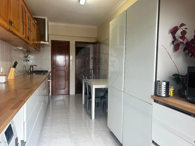 Apartamento T3 para Venda em Algueirão-Mem Martins Foto 10