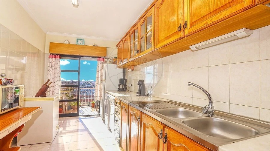 Apartamento T3 para Venda em Algueirão-Mem Martins