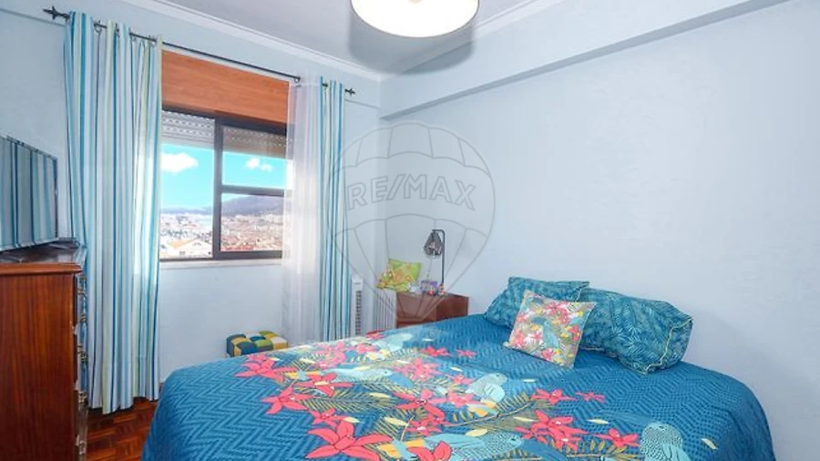 Apartamento T3 para Venda em Algueirão-Mem Martins