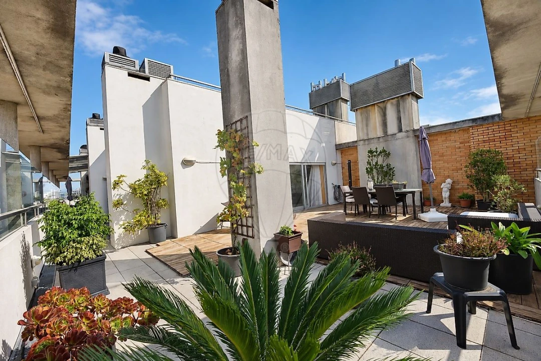 Apartamento T3 para Venda em Cidade da Maia Foto 8