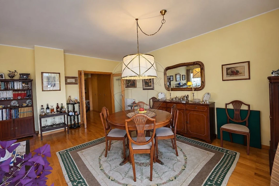 Apartamento T3 para Venda em Cidade da Maia Foto 4
