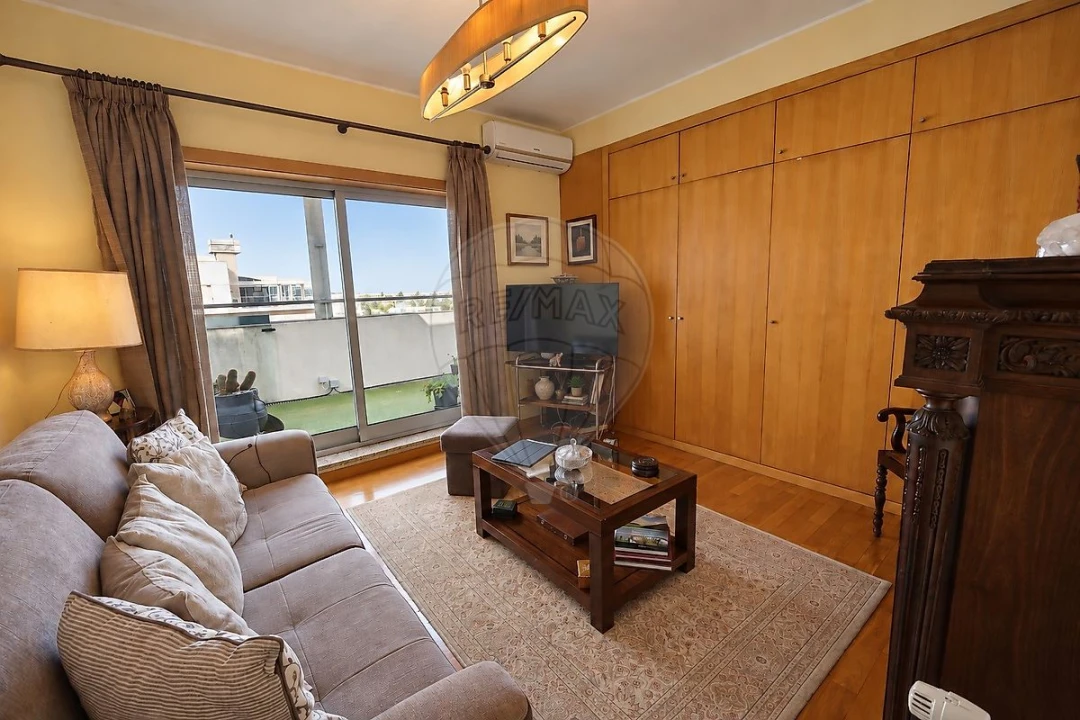 Apartamento T3 para Venda em Cidade da Maia Foto 32