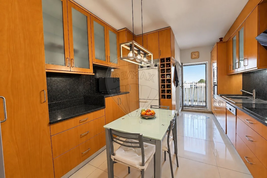 Apartamento T3 para Venda em Cidade da Maia Foto 14