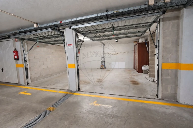 Apartamento T3 para Venda em Cidade da Maia Foto 43