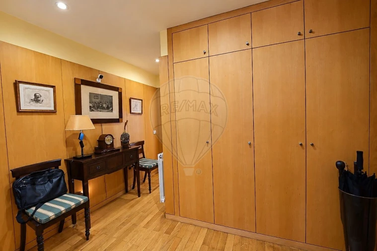 Apartamento T3 para Venda em Cidade da Maia Foto 17