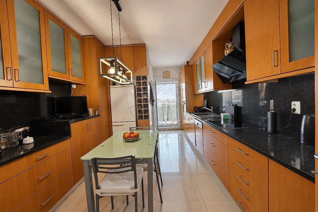 Apartamento T3 para Venda em Cidade da Maia Foto 13