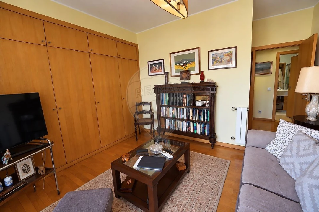 Apartamento T3 para Venda em Cidade da Maia Foto 34