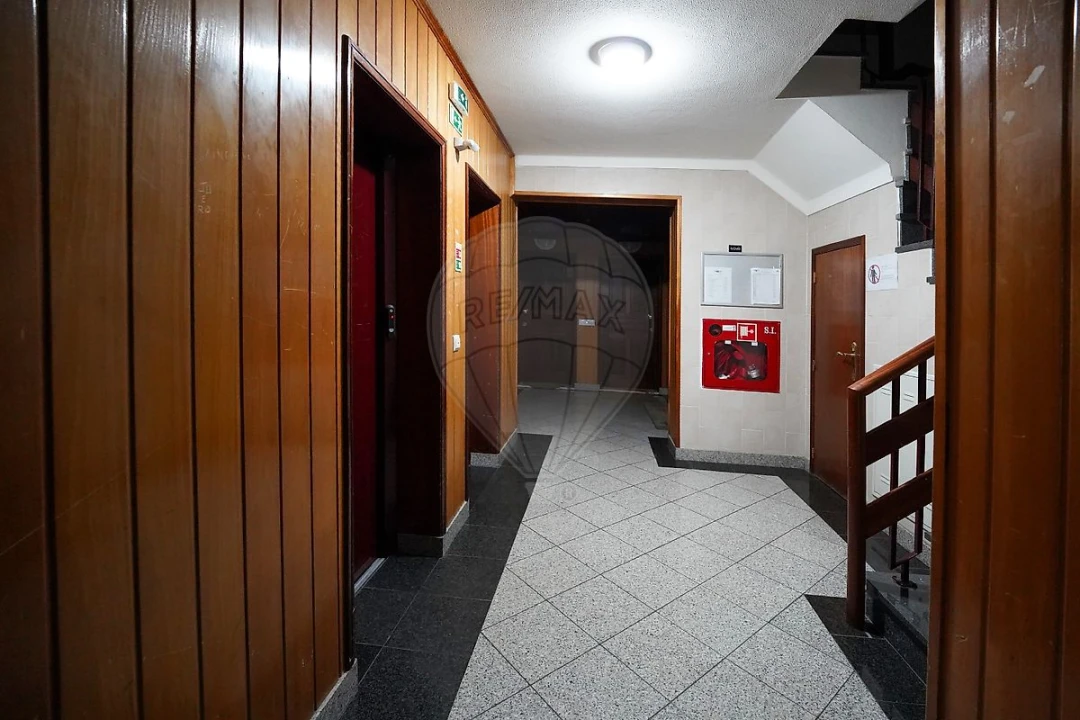 Apartamento T1 para Venda em Buarcos Foto 25