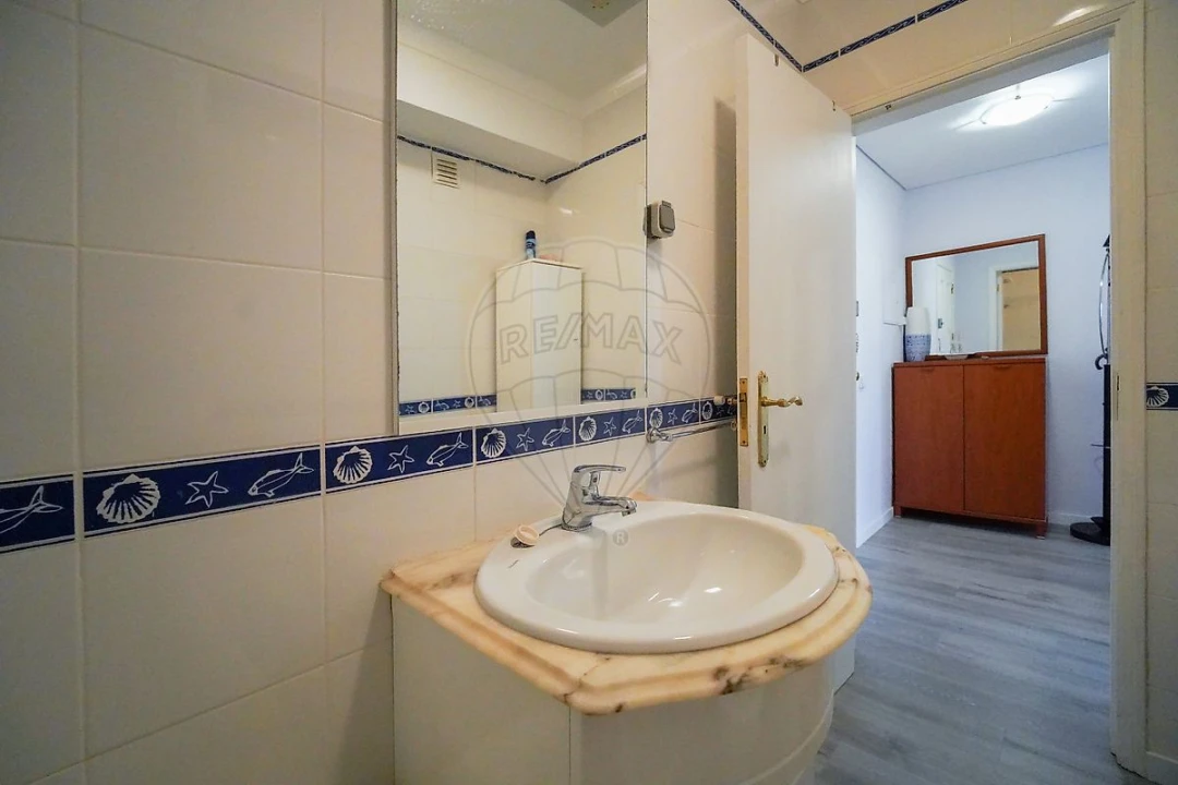 Apartamento T1 para Venda em Buarcos Foto 19