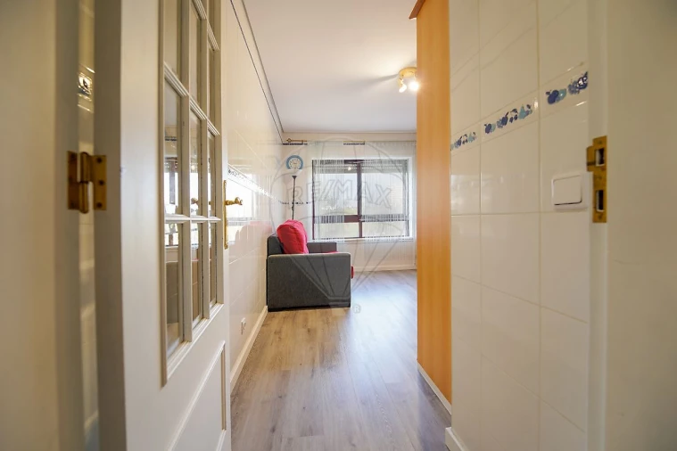 Apartamento T1 para Venda em Buarcos Foto 17