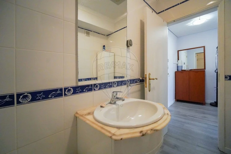Apartamento T1 para Venda em Buarcos Foto 19