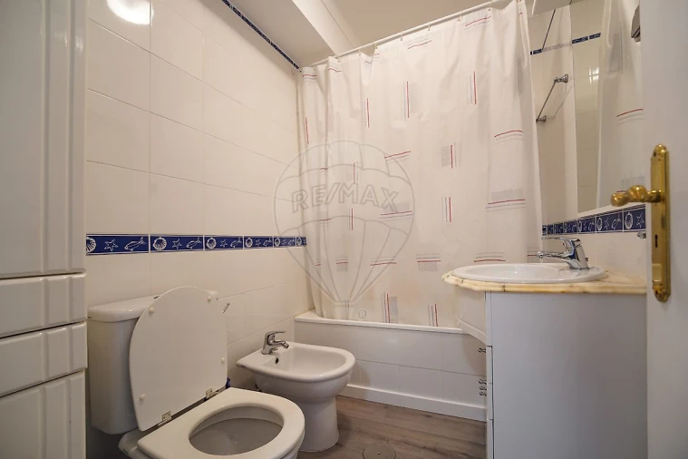 Apartamento T1 para Venda em Buarcos Foto 15