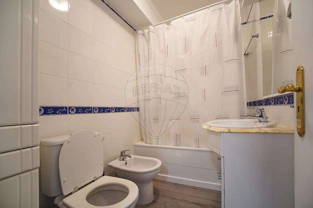 Apartamento T1 para Venda em Buarcos Foto 15
