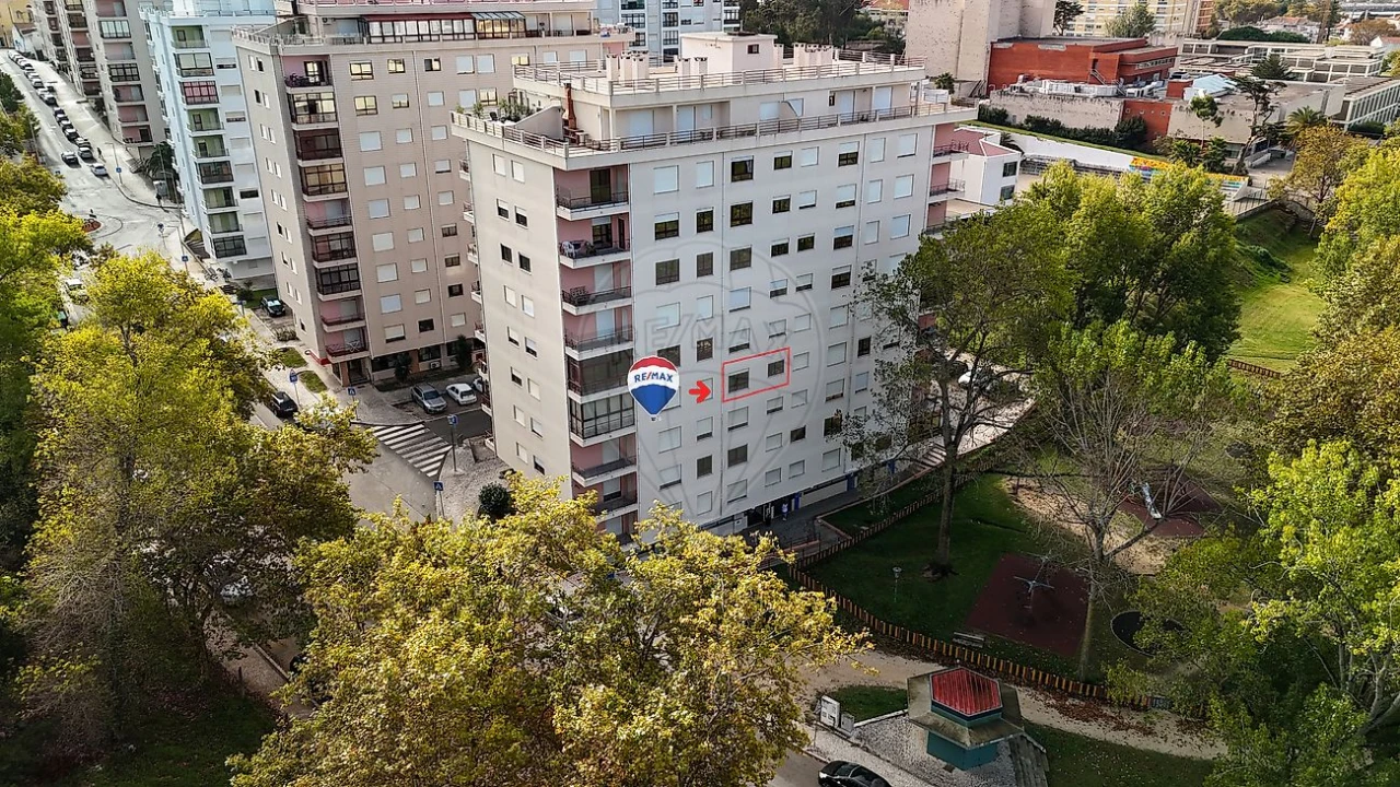 Apartamento T1 para Venda em Buarcos Foto 8