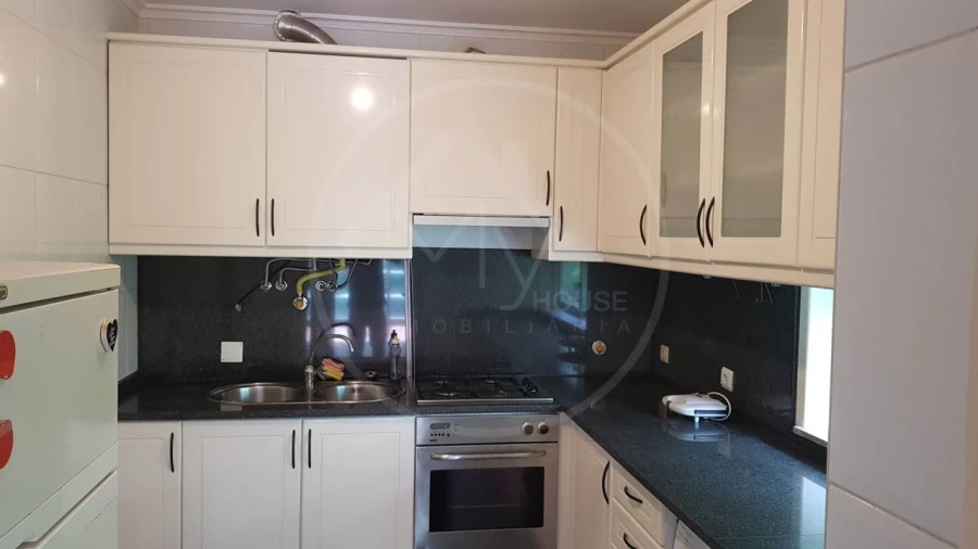 Apartamento T1 para Venda em Oliveira, São Paio e São Sebastião Foto 6