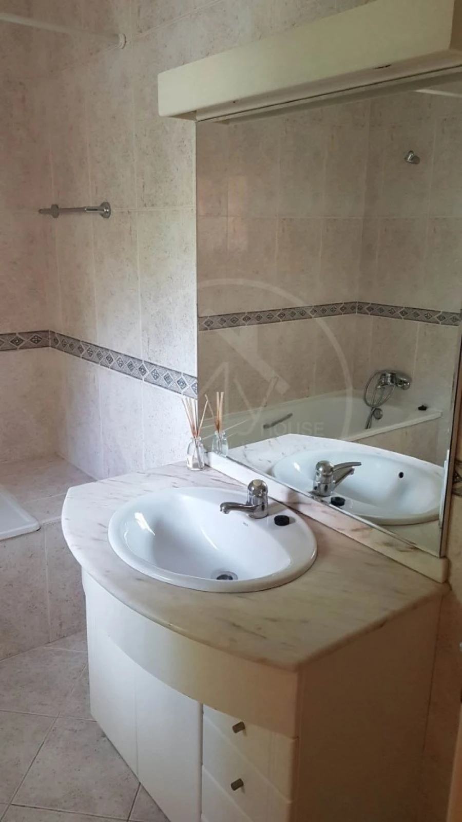 Apartamento T1 para Venda em Oliveira, São Paio e São Sebastião Foto 13