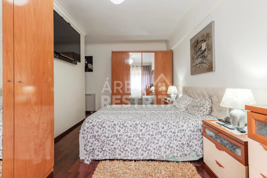 Apartamento T2 para Venda em Amora Foto 22