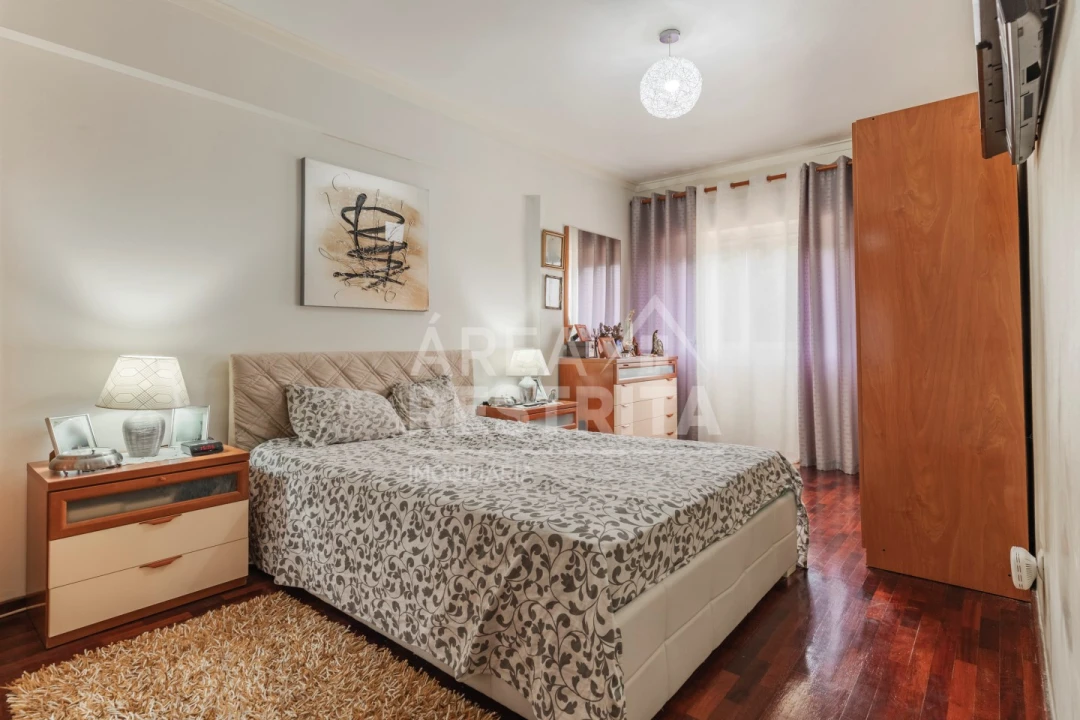 Apartamento T2 para Venda em Amora Foto 23