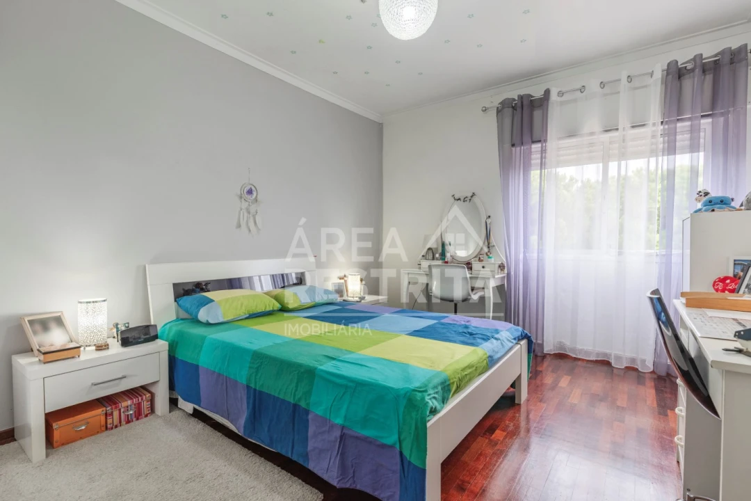 Apartamento T2 para Venda em Amora Foto 27