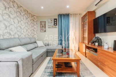 Apartamento T2 para Venda em Amora