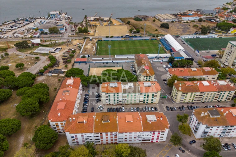 Apartamento T2 para Venda em Amora Foto 39
