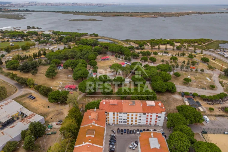 Apartamento T2 para Venda em Amora Foto 41