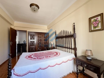 Apartamento T3 para Venda em Agualva e Mira-Sintra