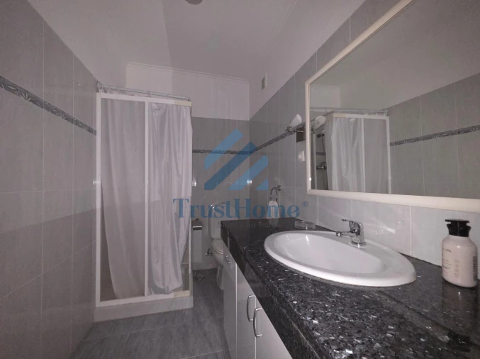 Apartamento T3 para Venda em Agualva e Mira-Sintra Foto 12