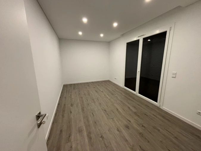 Moradia T3 para Venda em Fernao Ferro Foto 12