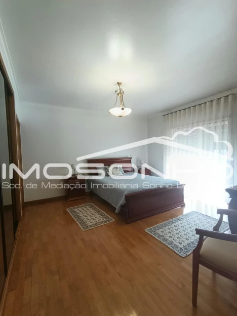 Moradia T4 para Venda em Marinha Grande