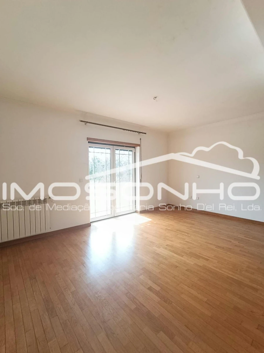Moradia T4 para Venda em Marinha Grande Foto 21