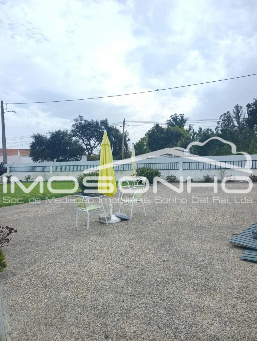 Moradia T4 para Venda em Marinha Grande Foto 30