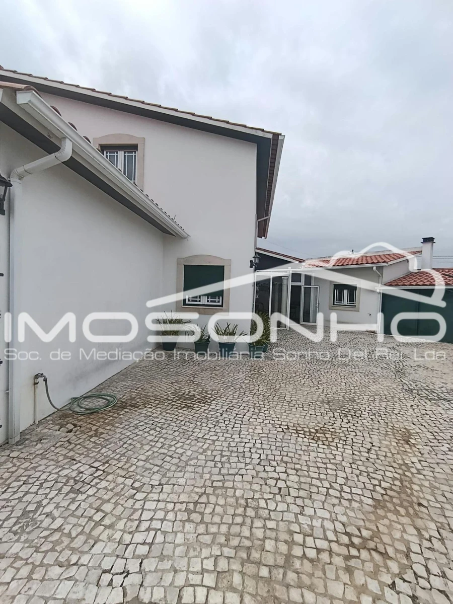 Moradia T4 para Venda em Marinha Grande Foto 31
