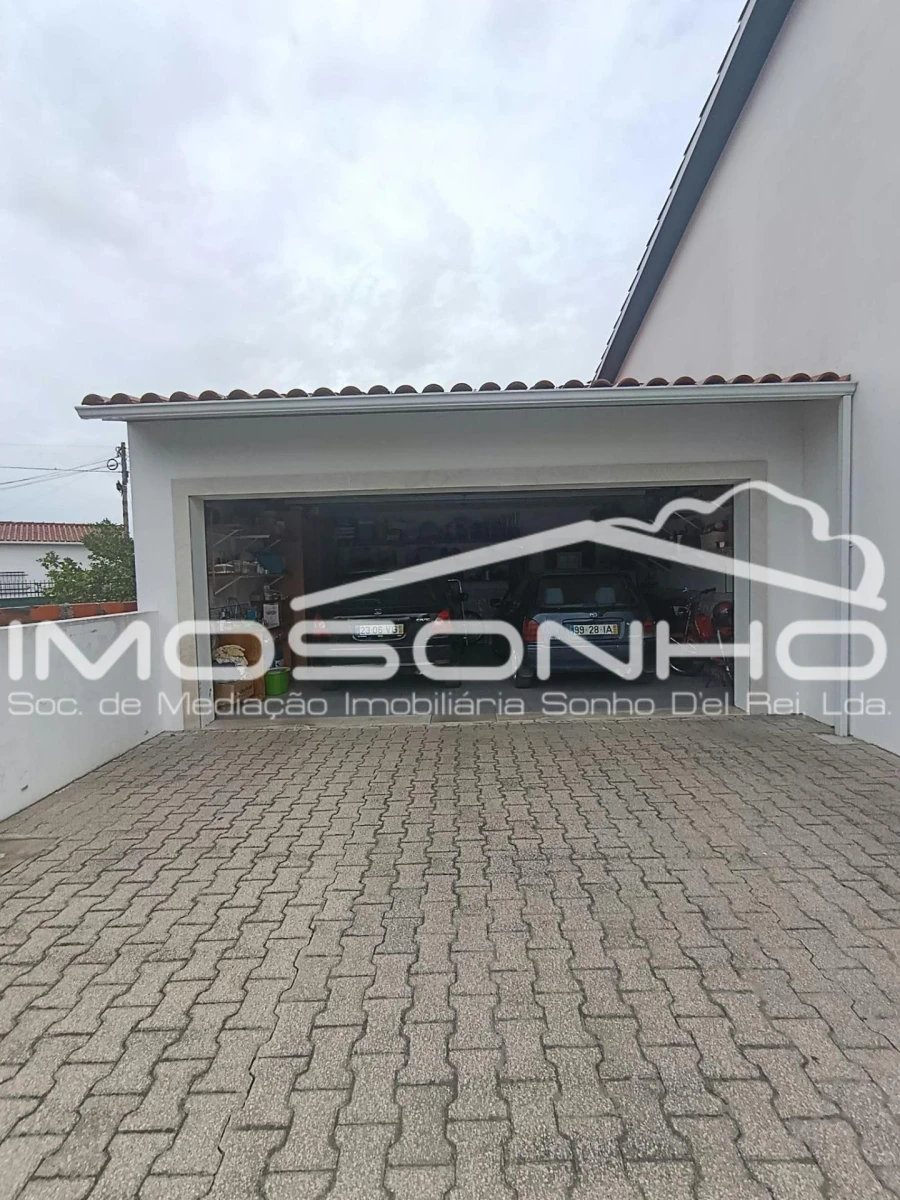 Moradia T4 para Venda em Marinha Grande Foto 33