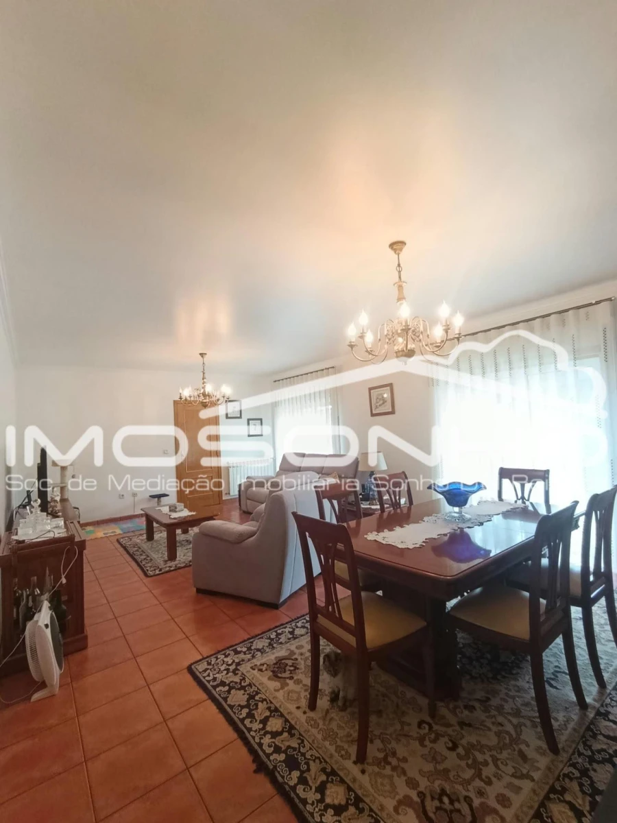 Moradia T4 para Venda em Marinha Grande Foto 5