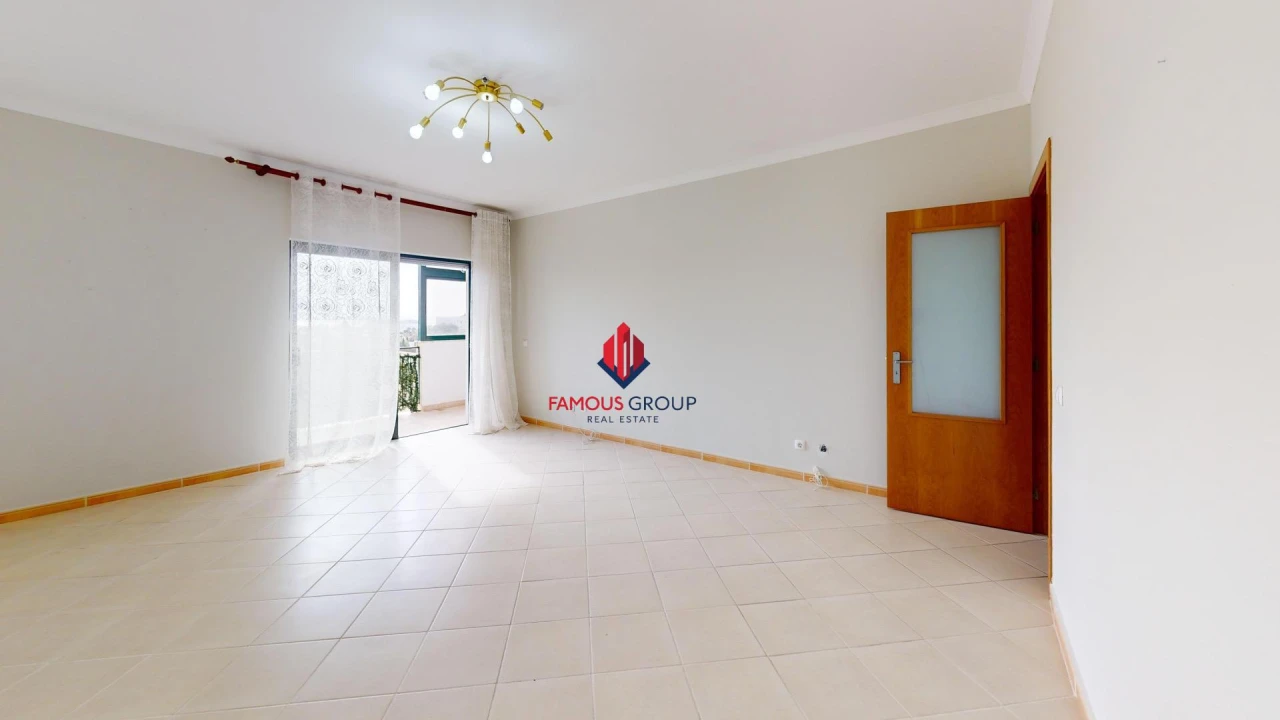 Apartamento T1 para Venda em Alvor Foto 13