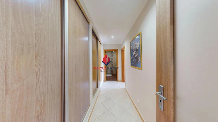 Apartamento T1 para Venda em Alvor Foto 14