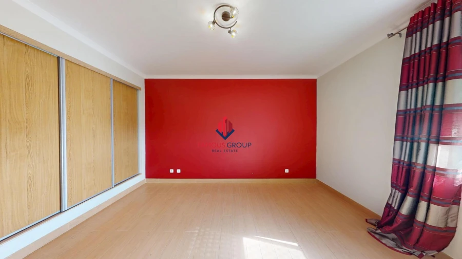 Apartamento T1 para Venda em Alvor Foto 18