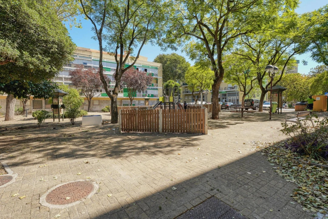 Apartamento T3 para Venda em Falagueira-Venda Nova Foto 18