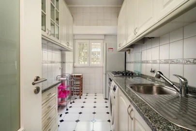 Apartamento T3 para Venda em Falagueira-Venda Nova