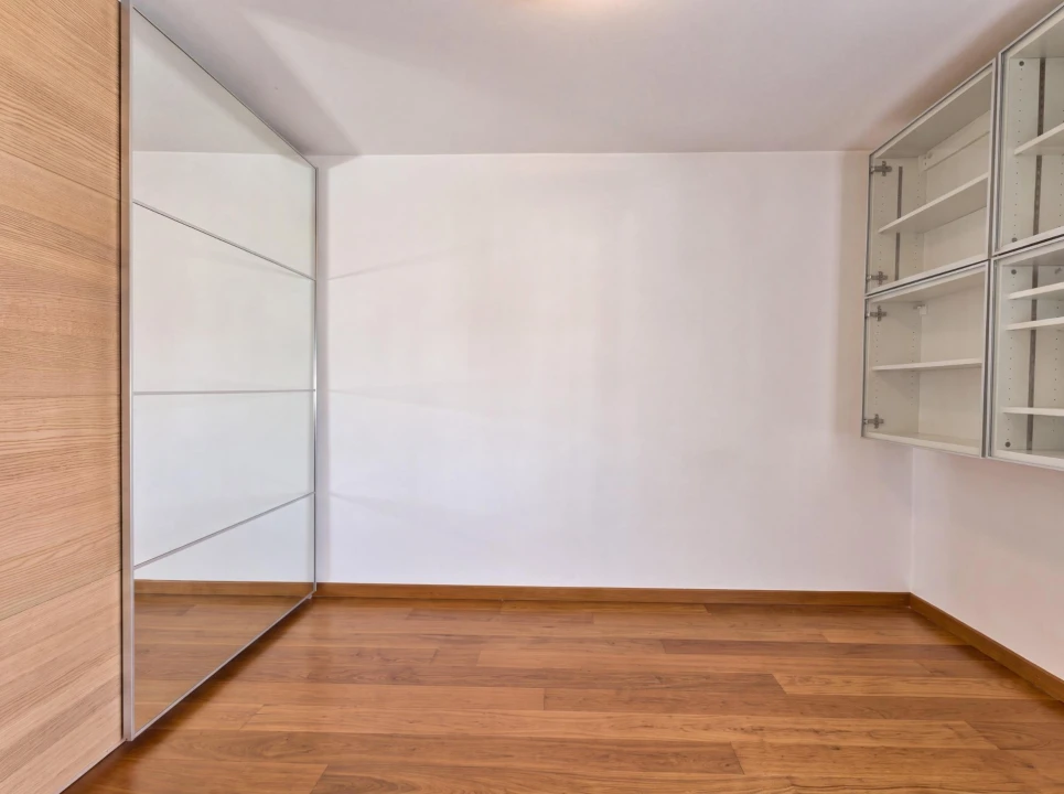 Apartamento T2 para Venda em Rio de Mouro Foto 10
